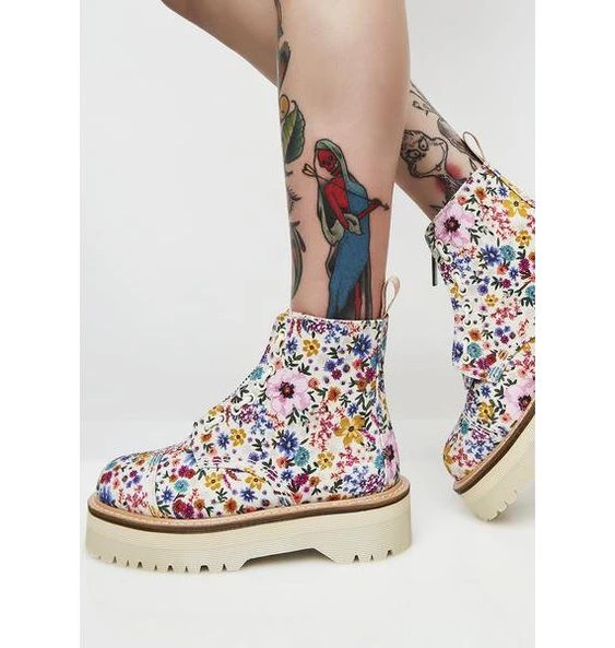 Dr. Martens Wanderlust Sinclair Boots