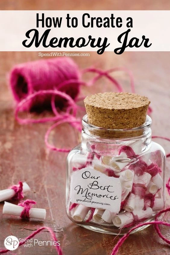 How To Create A Memory Jar! This Is An Amazing Way To Capture The Best Moments Throughout The Year!