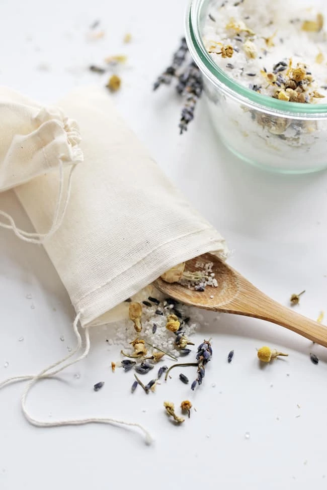Upgrade Your Next Bath With Skin-Soothing DIY Tub Tea
